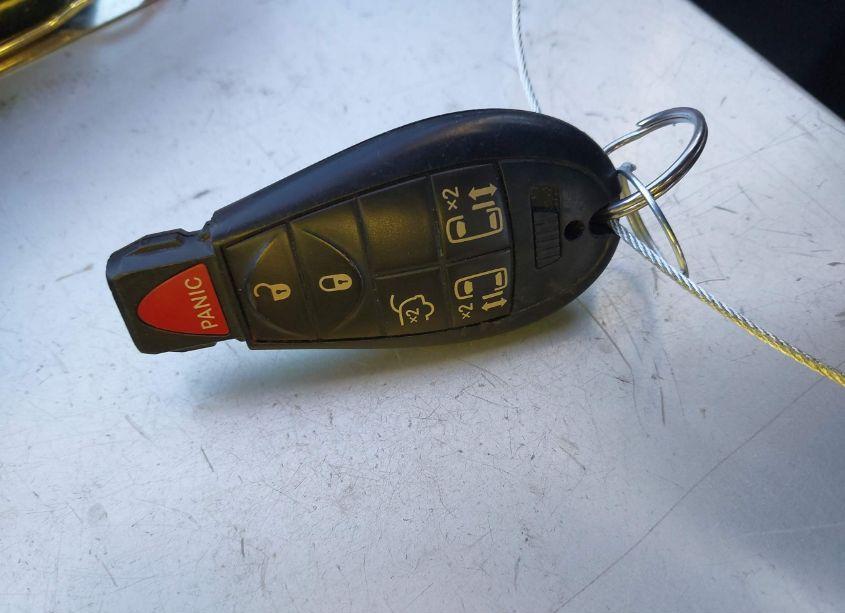 Photo 11 of 2013 Chrysler Town & COUNTRY TOURING (VIN 2C4RC1BGXDR692035)