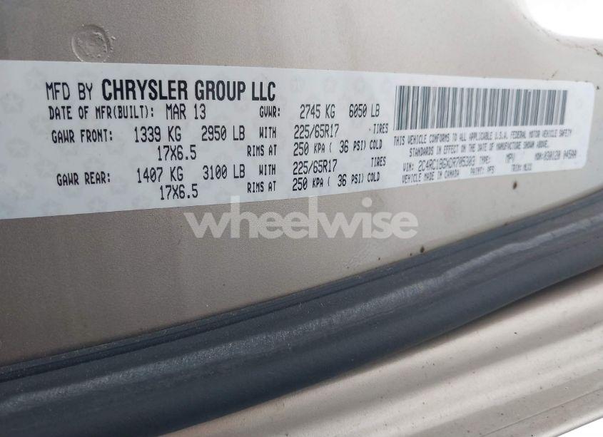 Photo 9 of 2013 Chrysler Town & COUNTRY TOURING (VIN 2C4RC1BGXDR705303)