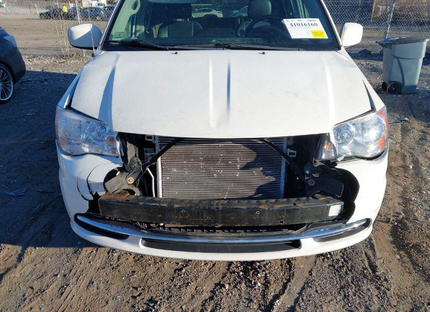 Photo 6 of 2013 Chrysler Town & COUNTRY TOURING (VIN 2C4RC1BGXDR741797)