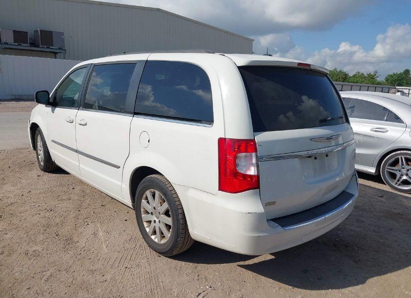 Photo 3 of 2013 Chrysler Town & COUNTRY TOURING (VIN 2C4RC1BGXDR743923)