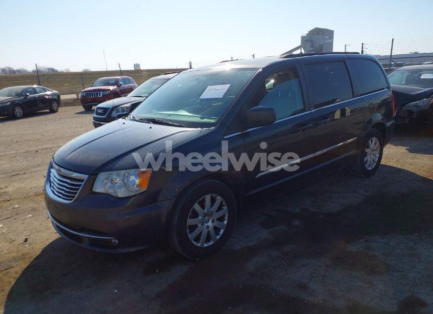 Photo 2 of 2013 Chrysler Town & COUNTRY TOURING (VIN 2C4RC1BGXDR747549)