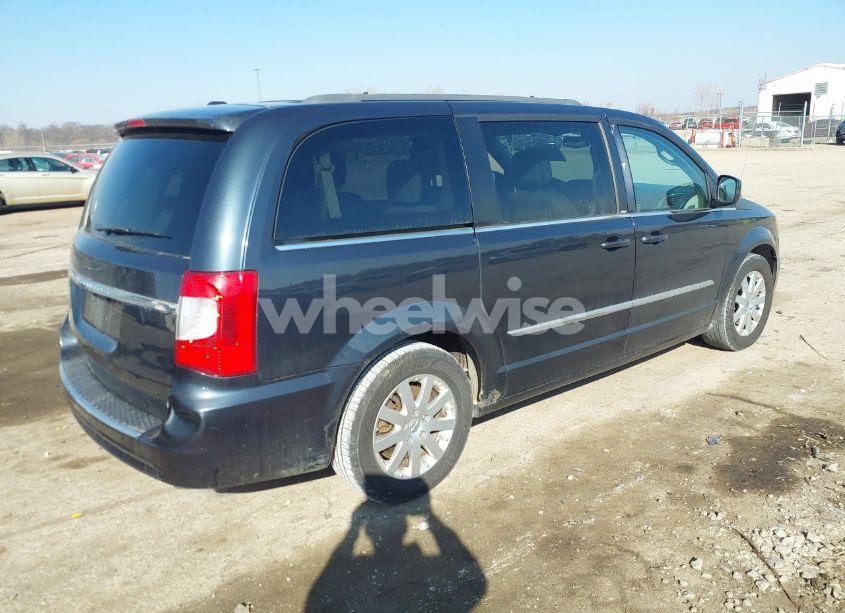 Photo 4 of 2013 Chrysler Town & COUNTRY TOURING (VIN 2C4RC1BGXDR747549)