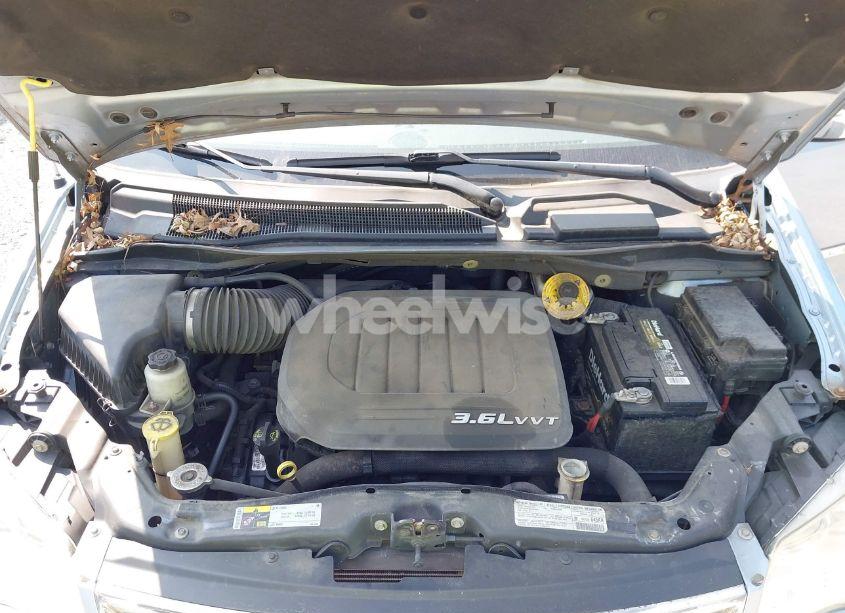 Photo 10 of 2013 Chrysler Town & COUNTRY TOURING (VIN 2C4RC1BGXDR759099)