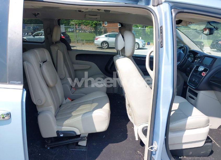 Photo 8 of 2013 Chrysler Town & COUNTRY TOURING (VIN 2C4RC1BGXDR759099)
