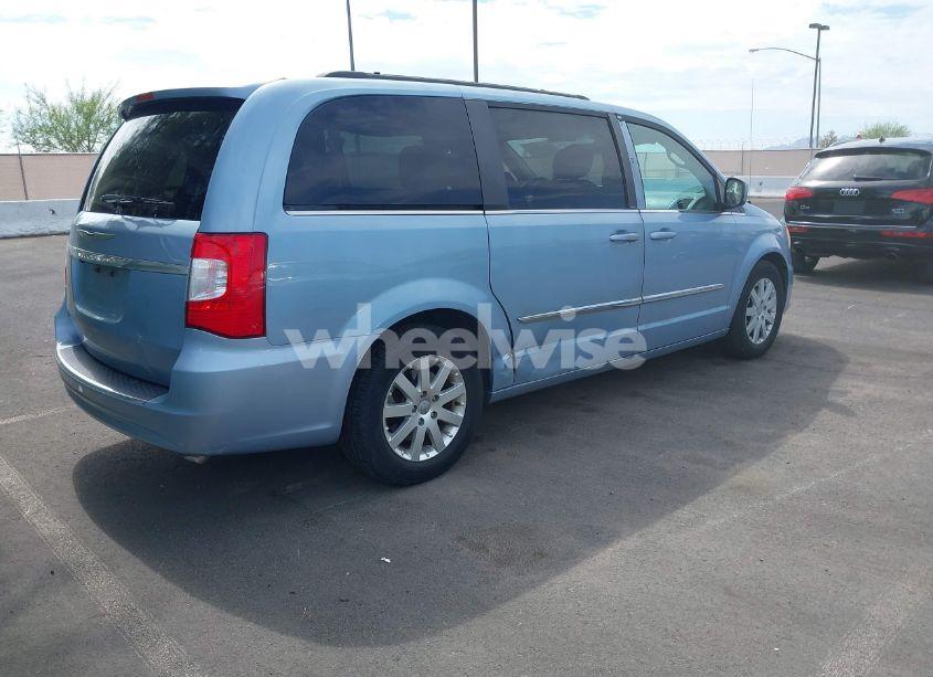Photo 4 of 2013 Chrysler Town & COUNTRY TOURING (VIN 2C4RC1BGXDR774220)