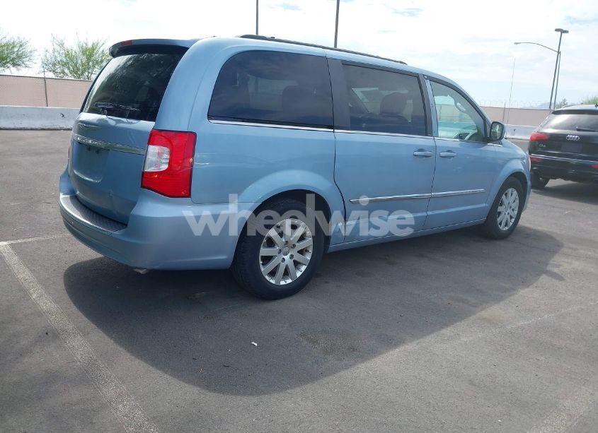 Photo 6 of 2013 Chrysler Town & COUNTRY TOURING (VIN 2C4RC1BGXDR774220)