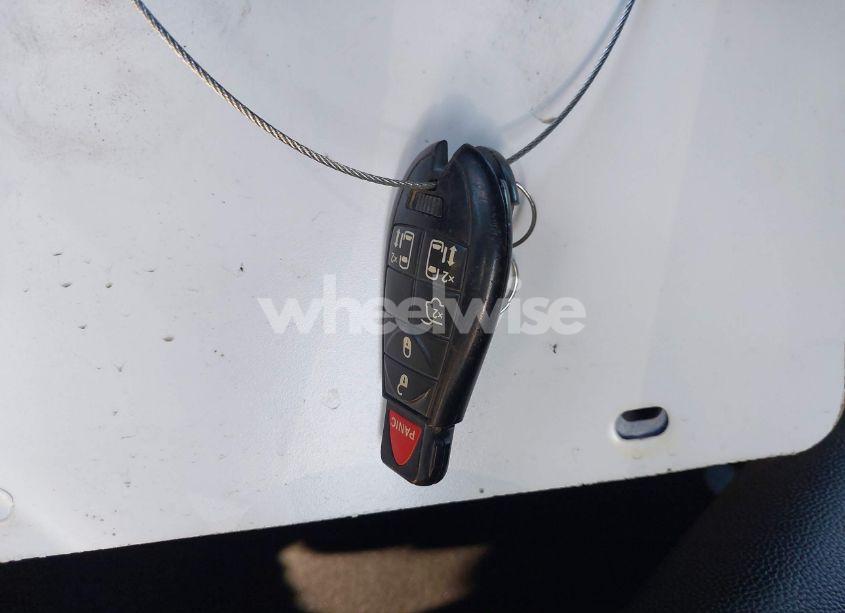 Photo 11 of 2014 Chrysler Town & COUNTRY TOURING (VIN 2C4RC1BGXER123767)