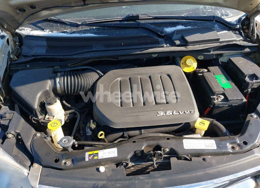 Photo 10 of 2014 Chrysler Town & COUNTRY TOURING (VIN 2C4RC1BGXER144120)