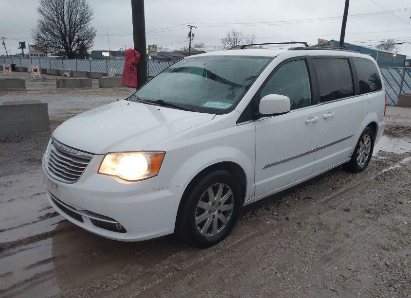 Photo 2 of 2014 Chrysler Town & COUNTRY TOURING (VIN 2C4RC1BGXER218278)