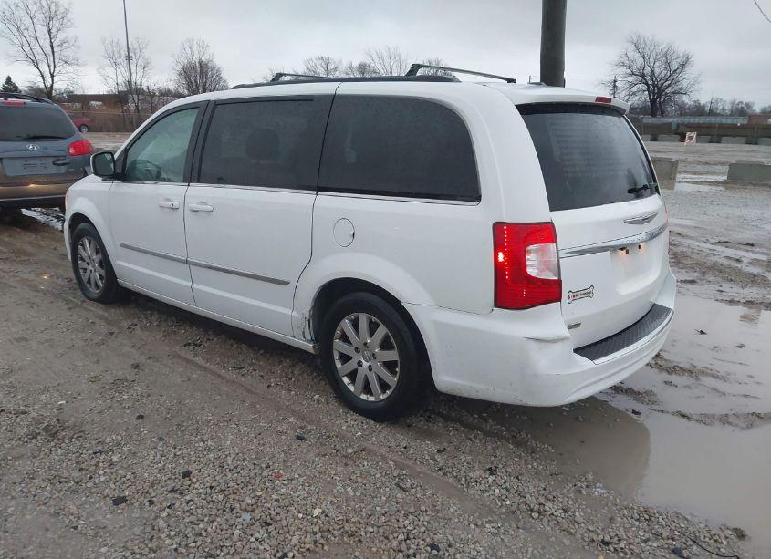 Photo 3 of 2014 Chrysler Town & COUNTRY TOURING (VIN 2C4RC1BGXER218278)