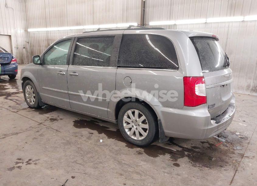 Photo 3 of 2014 Chrysler Town & COUNTRY TOURING (VIN 2C4RC1BGXER255508)