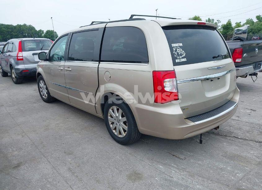 Photo 3 of 2014 Chrysler Town & COUNTRY TOURING (VIN 2C4RC1BGXER255802)