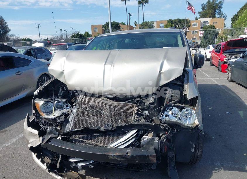 Photo 12 of 2014 Chrysler Town & COUNTRY TOURING (VIN 2C4RC1BGXER307011)