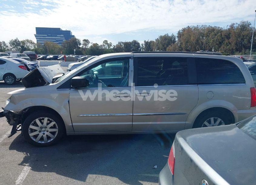 Photo 14 of 2014 Chrysler Town & COUNTRY TOURING (VIN 2C4RC1BGXER307011)