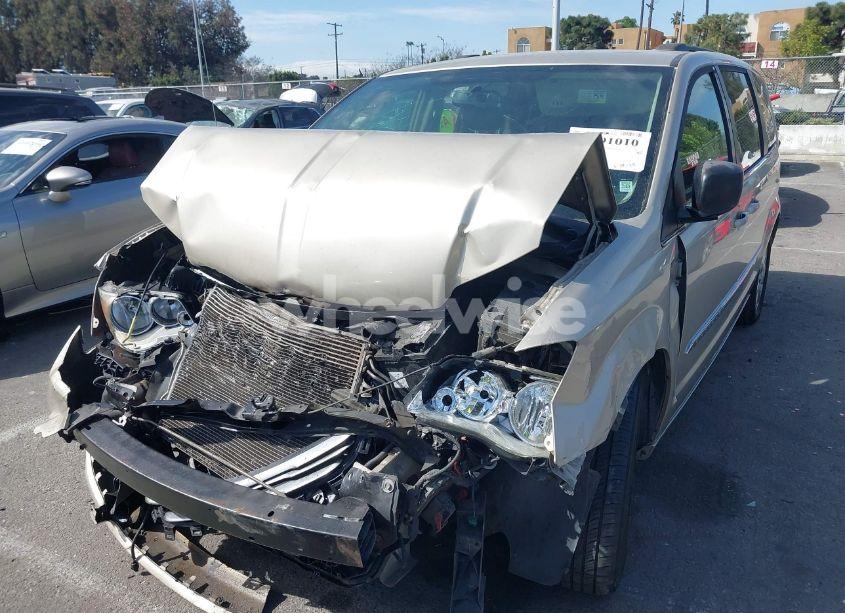 Photo 2 of 2014 Chrysler Town & COUNTRY TOURING (VIN 2C4RC1BGXER307011)