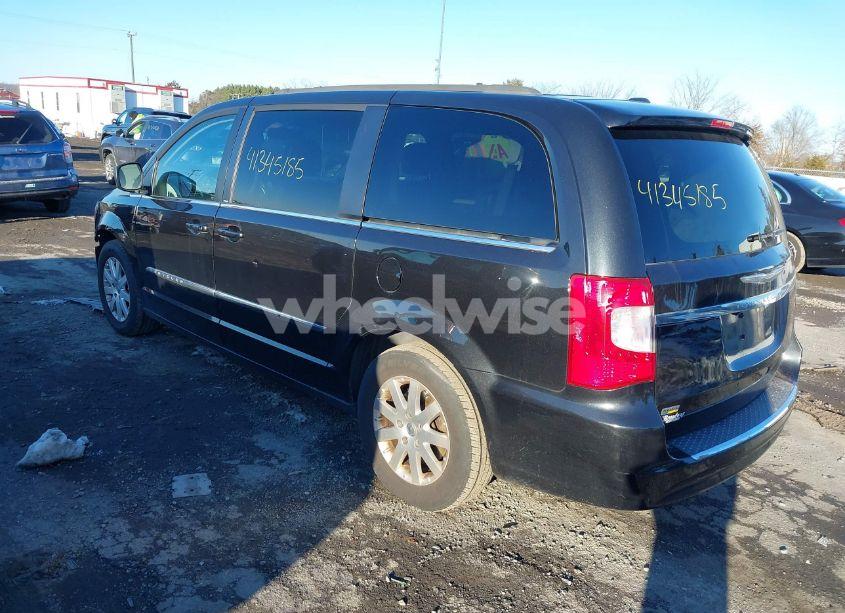 Photo 3 of 2014 Chrysler Town & COUNTRY TOURING (VIN 2C4RC1BGXER314735)