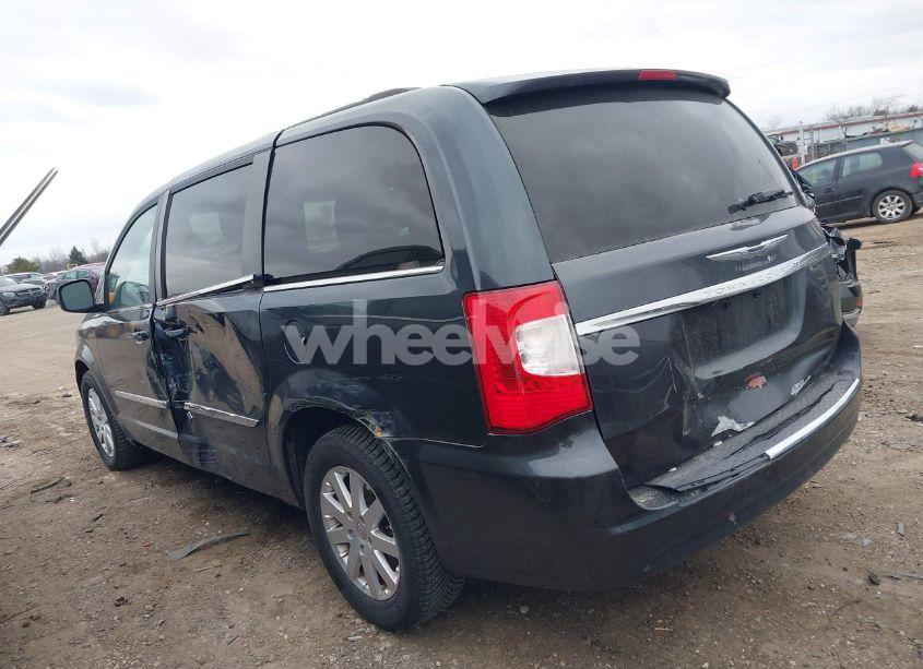 Photo 3 of 2014 Chrysler Town & COUNTRY TOURING (VIN 2C4RC1BGXER348108)