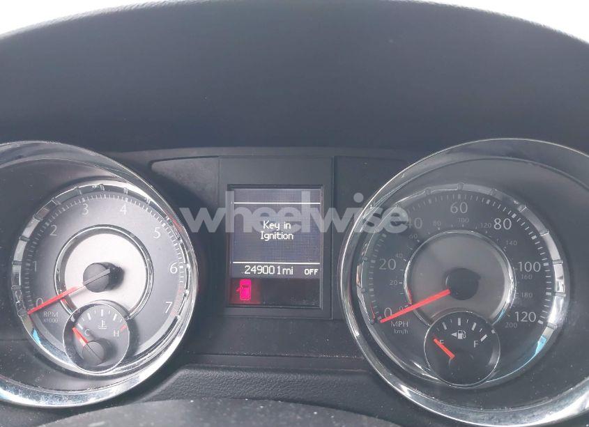 Photo 7 of 2014 Chrysler Town & COUNTRY TOURING (VIN 2C4RC1BGXER348108)