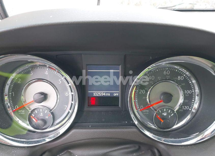 Photo 7 of 2014 Chrysler Town & COUNTRY TOURING (VIN 2C4RC1BGXER348433)