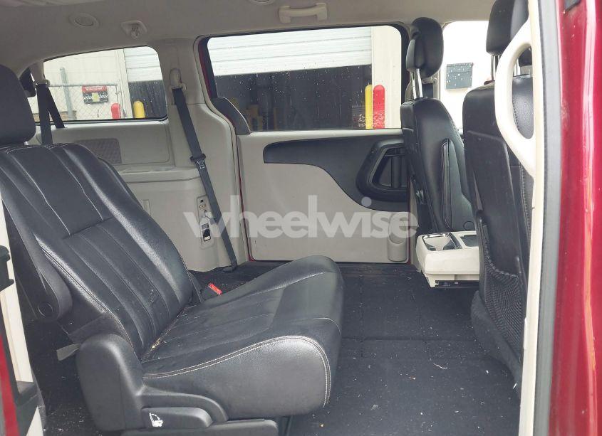 Photo 8 of 2014 Chrysler Town & COUNTRY TOURING (VIN 2C4RC1BGXER363594)