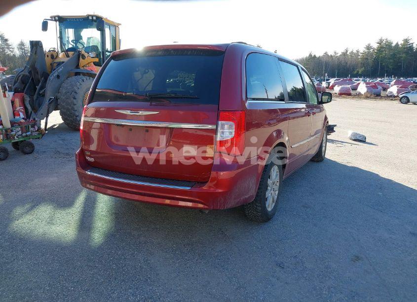 Photo 4 of 2014 Chrysler Town & COUNTRY TOURING (VIN 2C4RC1BGXER436379)