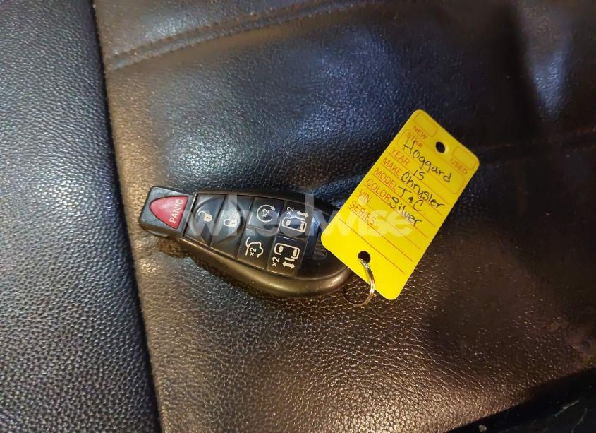 Photo 11 of 2015 Chrysler Town & COUNTRY TOURING (VIN 2C4RC1BGXFR629861)