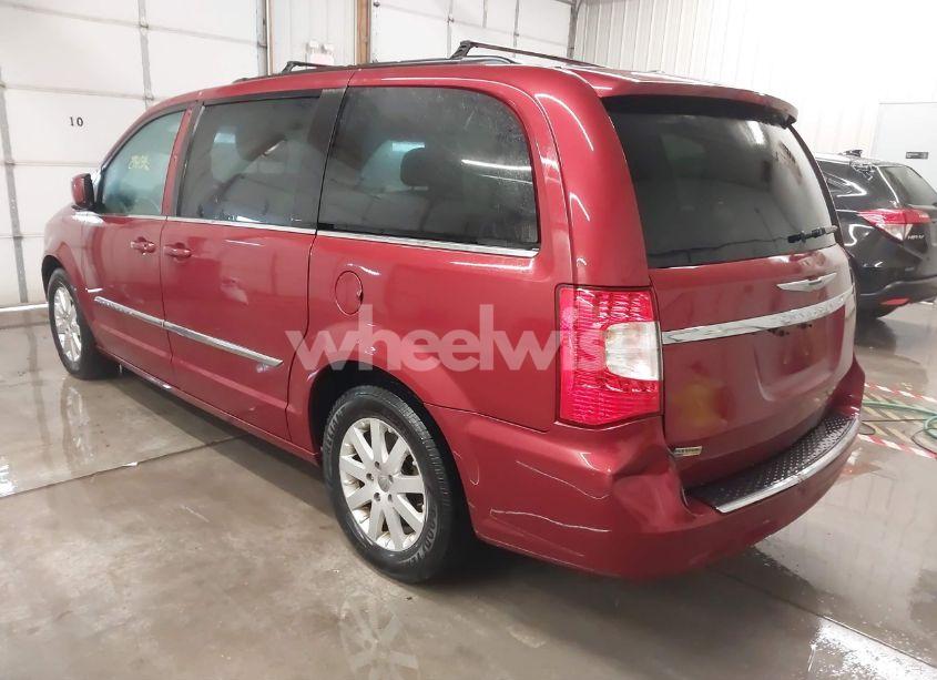 Photo 3 of 2015 Chrysler Town & COUNTRY TOURING (VIN 2C4RC1BGXFR655361)