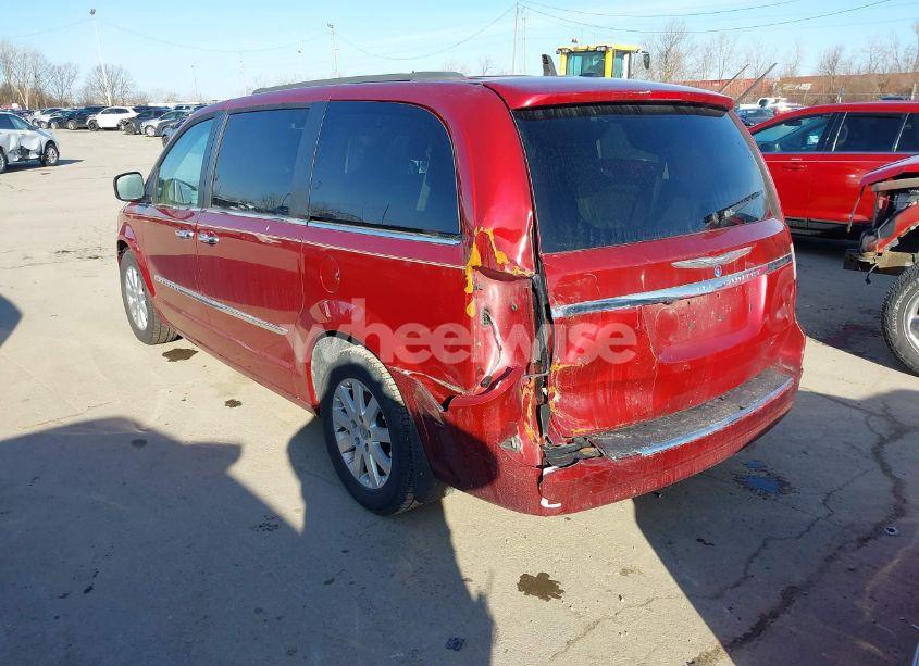 Photo 3 of 2015 Chrysler Town & COUNTRY TOURING (VIN 2C4RC1BGXFR727725)