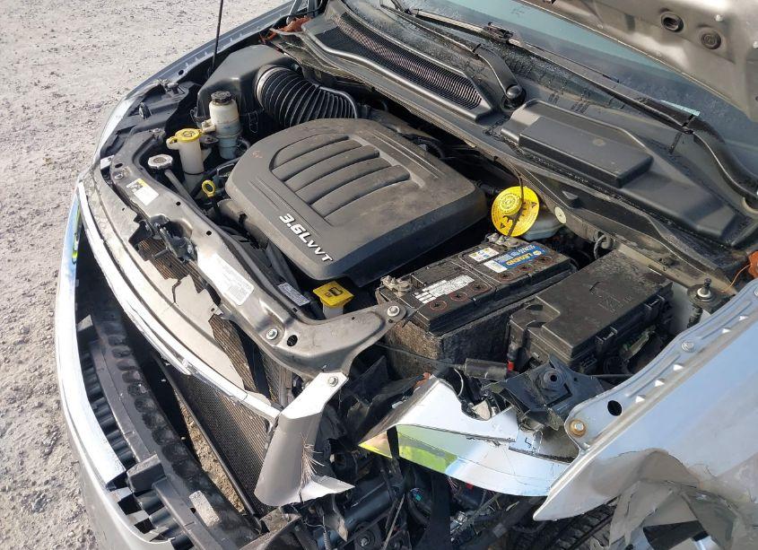 Photo 10 of 2016 Chrysler Town & COUNTRY TOURING (VIN 2C4RC1BGXGR158084)