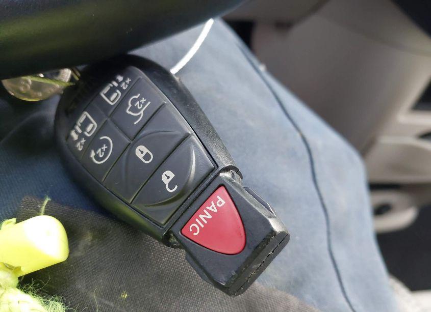 Photo 11 of 2016 Chrysler Town & COUNTRY TOURING (VIN 2C4RC1BGXGR158084)