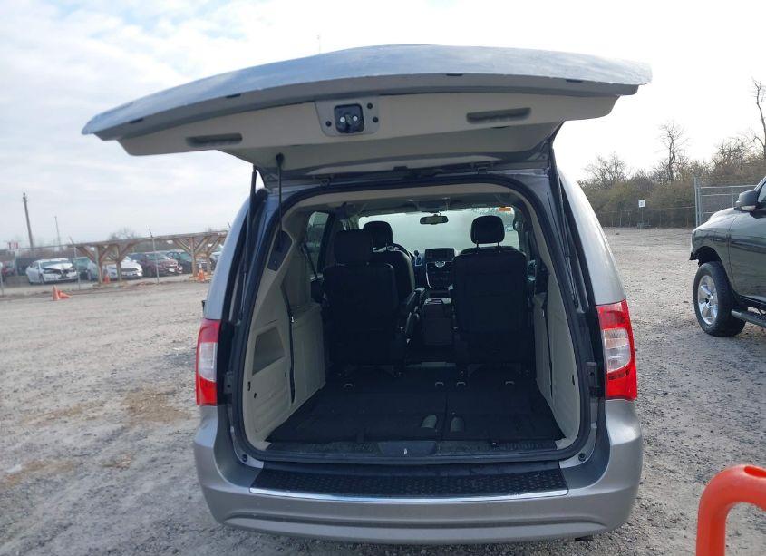 Photo 17 of 2016 Chrysler Town & COUNTRY TOURING (VIN 2C4RC1BGXGR158084)