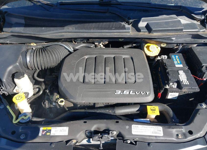 Photo 10 of 2016 Chrysler Town & COUNTRY TOURING (VIN 2C4RC1BGXGR188251)