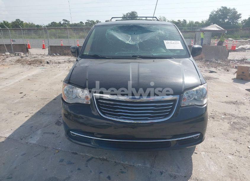 Photo 12 of 2016 Chrysler Town & COUNTRY TOURING (VIN 2C4RC1BGXGR230272)