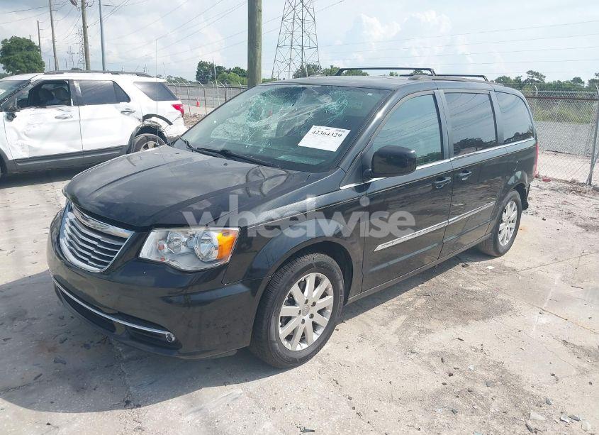 Photo 2 of 2016 Chrysler Town & COUNTRY TOURING (VIN 2C4RC1BGXGR230272)