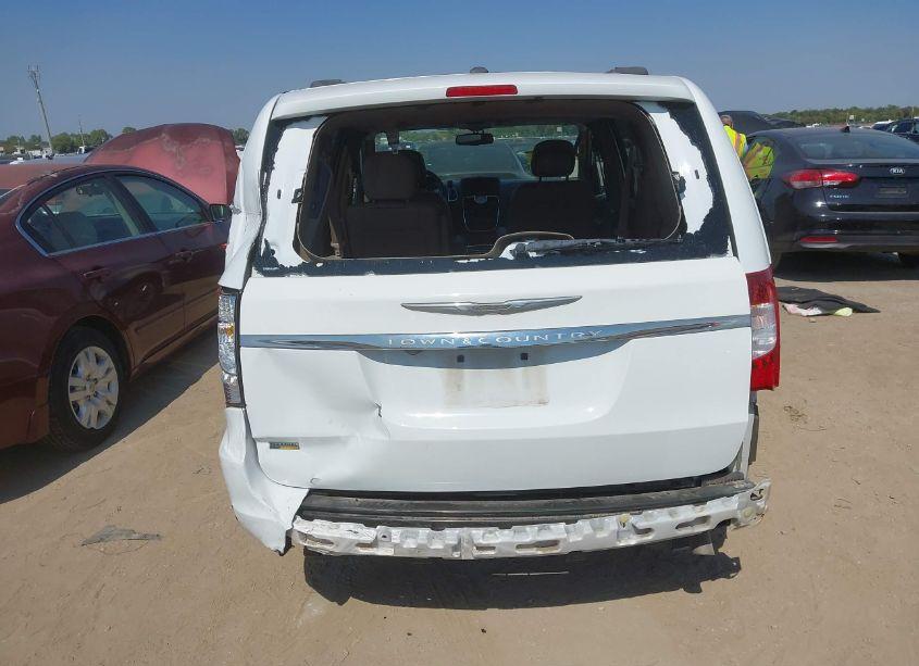 Photo 12 of 2016 Chrysler Town & COUNTRY TOURING (VIN 2C4RC1BGXGR245757)