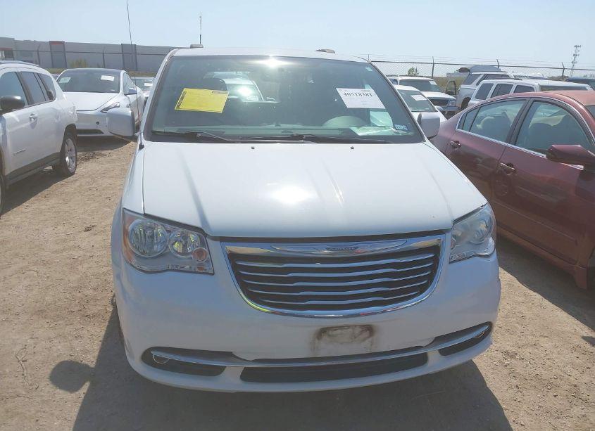 Photo 13 of 2016 Chrysler Town & COUNTRY TOURING (VIN 2C4RC1BGXGR245757)