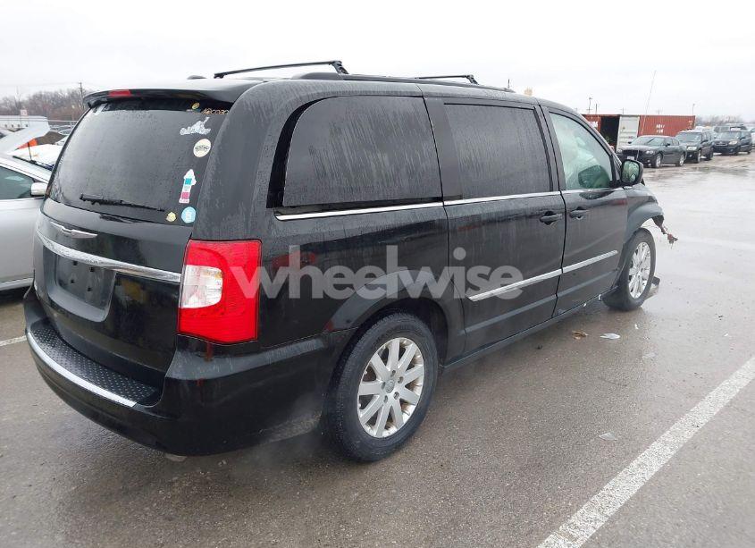 Photo 4 of 2016 Chrysler Town & COUNTRY TOURING (VIN 2C4RC1BGXGR260064)