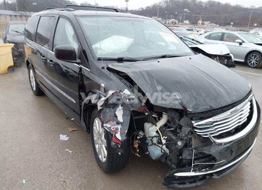 Photo 6 of 2016 Chrysler Town & COUNTRY TOURING (VIN 2C4RC1BGXGR260064)