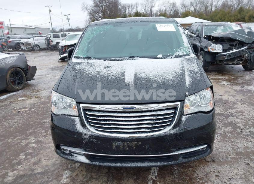 Photo 12 of 2016 Chrysler Town & COUNTRY TOURING (VIN 2C4RC1BGXGR261165)