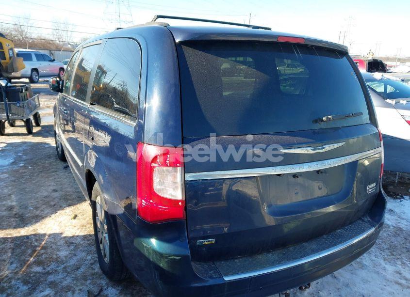 Photo 3 of 2016 Chrysler Town & COUNTRY TOURING (VIN 2C4RC1BGXGR268150)