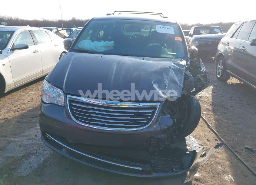 Photo 12 of 2016 Chrysler Town & COUNTRY TOURING (VIN 2C4RC1BGXGR287362)