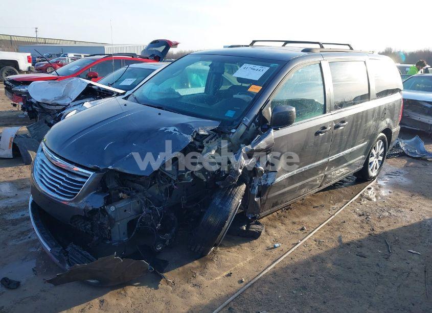 Photo 2 of 2016 Chrysler Town & COUNTRY TOURING (VIN 2C4RC1BGXGR287362)