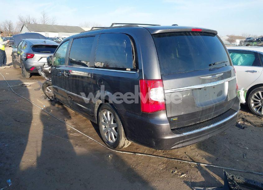 Photo 3 of 2016 Chrysler Town & COUNTRY TOURING (VIN 2C4RC1BGXGR287362)