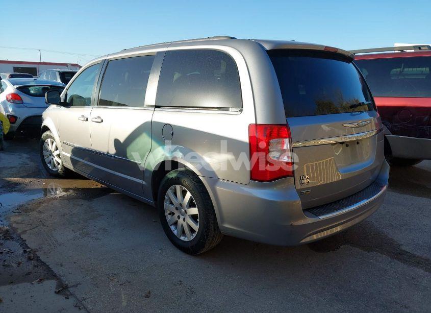 Photo 3 of 2016 Chrysler Town & COUNTRY TOURING (VIN 2C4RC1BGXGR292741)