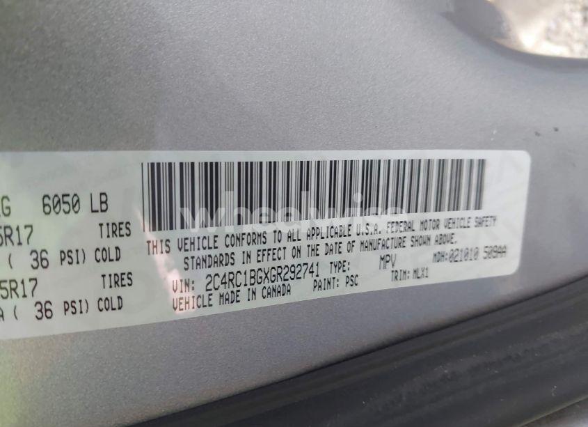 Photo 9 of 2016 Chrysler Town & COUNTRY TOURING (VIN 2C4RC1BGXGR292741)