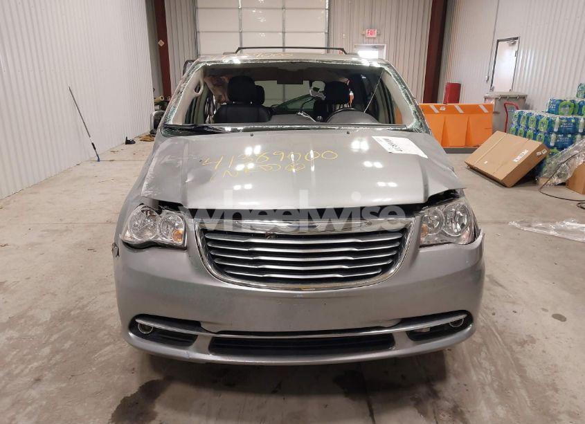 Photo 12 of 2016 Chrysler Town & COUNTRY TOURING (VIN 2C4RC1BGXGR294764)