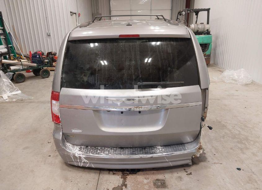 Photo 16 of 2016 Chrysler Town & COUNTRY TOURING (VIN 2C4RC1BGXGR294764)