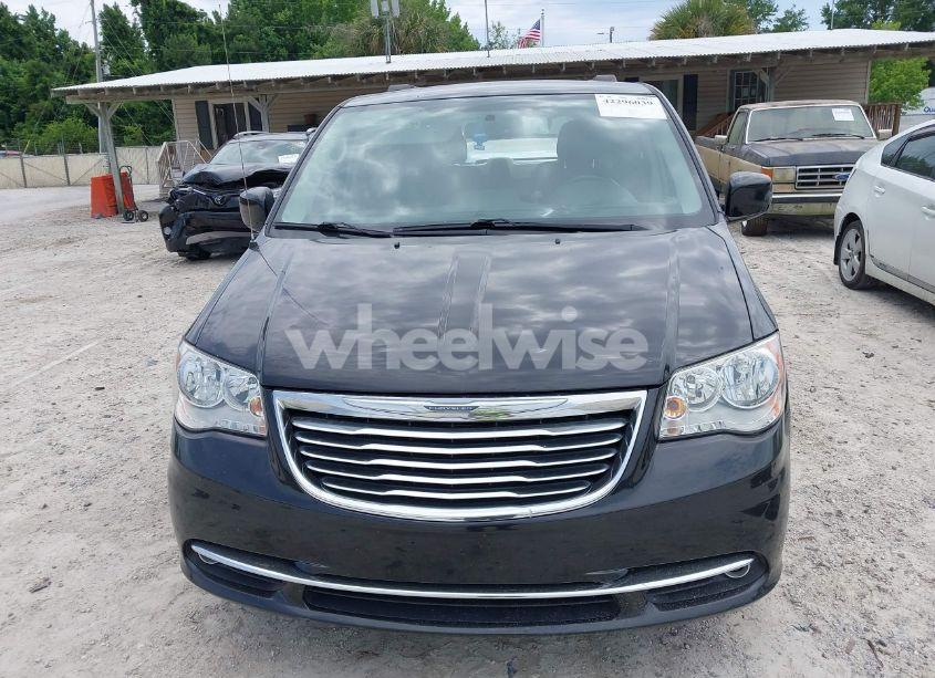 Photo 12 of 2016 Chrysler Town & COUNTRY TOURING (VIN 2C4RC1BGXGR299799)