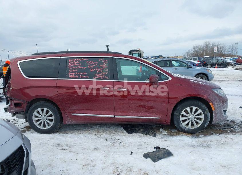 Photo 13 of 2017 Chrysler Pacifica TOURING-L (VIN 2C4RC1BGXHR520593)