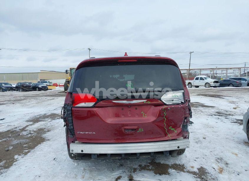 Photo 16 of 2017 Chrysler Pacifica TOURING-L (VIN 2C4RC1BGXHR520593)